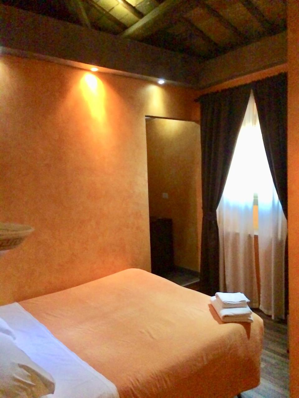 Caput Mundi Hotel Roma Exterior foto