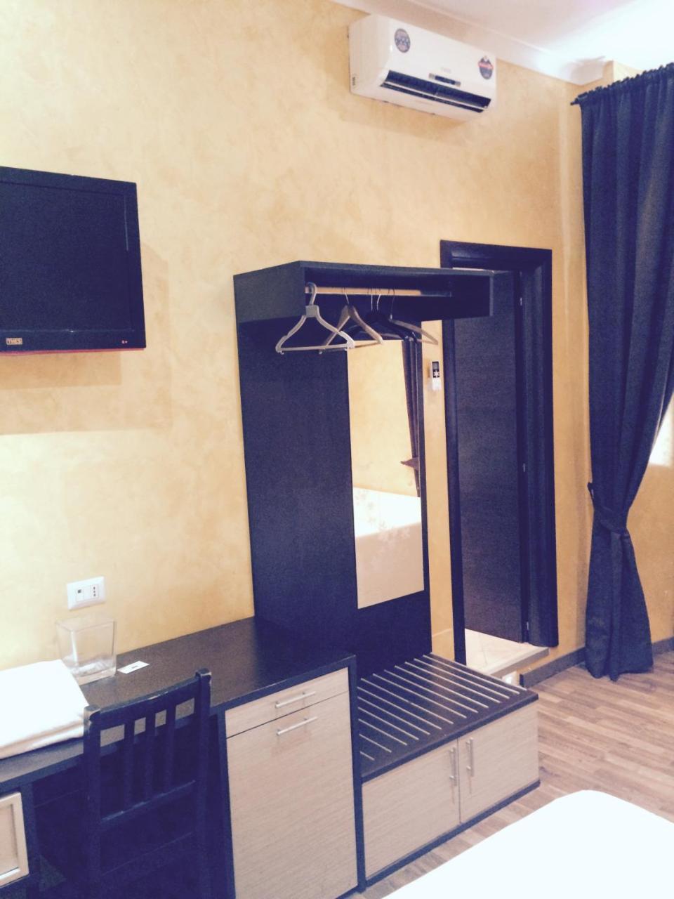Caput Mundi Hotel Roma Exterior foto
