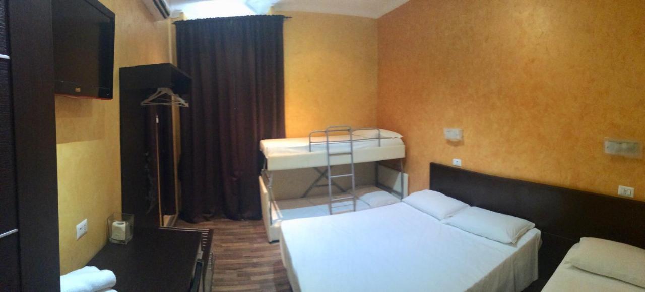 Caput Mundi Hotel Roma Exterior foto